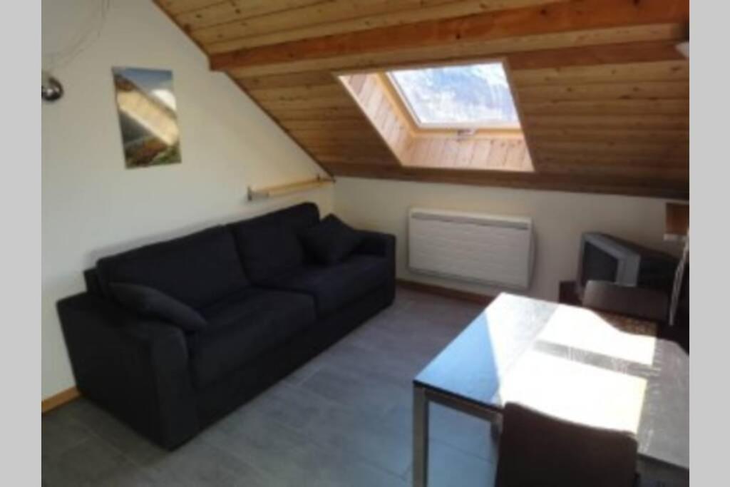 Loue Studio De Vacances Renove A Неваш Экстерьер фото
